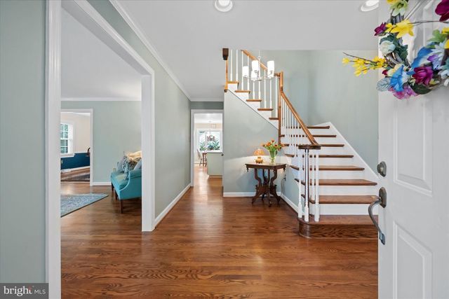 12 LARCHMONT CT, Hockessin, DE 19707