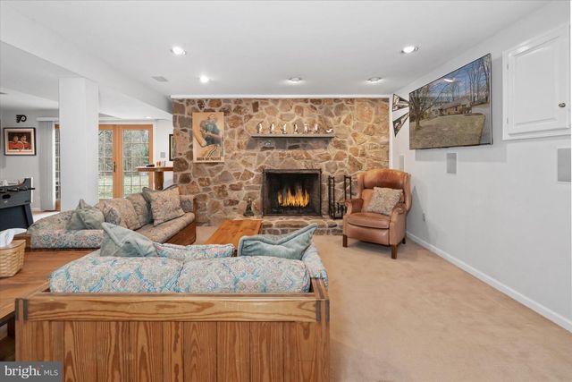 12 LARCHMONT CT, Hockessin, DE 19707