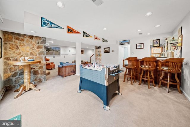 12 LARCHMONT CT, Hockessin, DE 19707