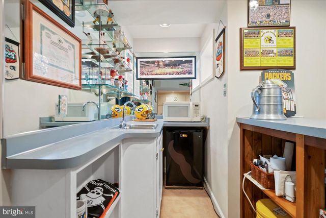 12 LARCHMONT CT, Hockessin, DE 19707