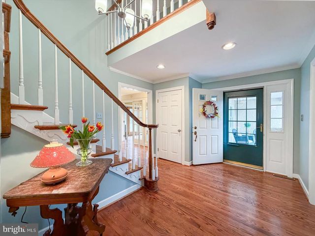 12 LARCHMONT CT, Hockessin, DE 19707