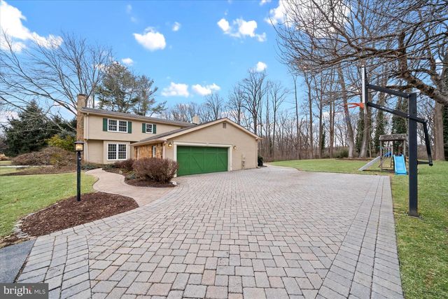 12 LARCHMONT CT, Hockessin, DE 19707