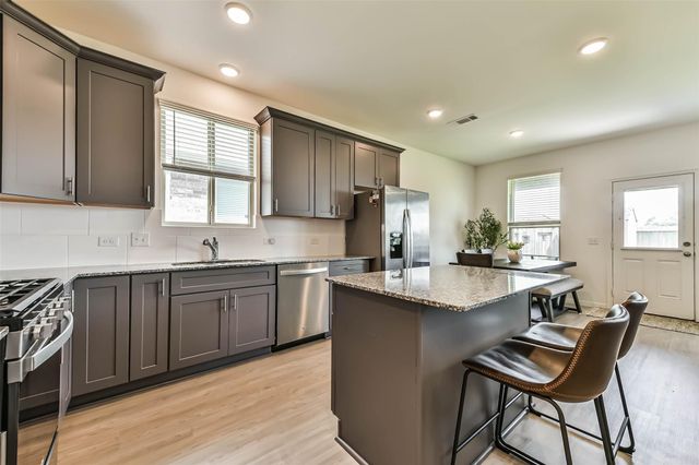 339 Friesian Court, Alvin, TX 77511