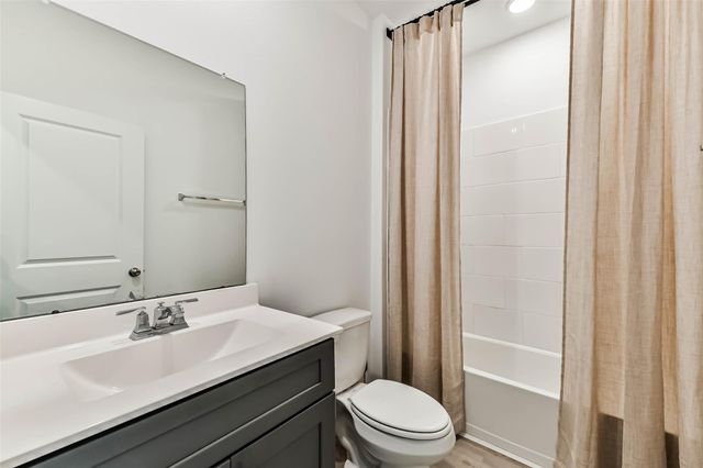 339 Friesian Court, Alvin, TX 77511
