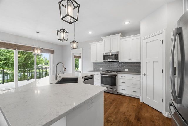 3361 LANGDON STREET, Green Bay, WI 54311