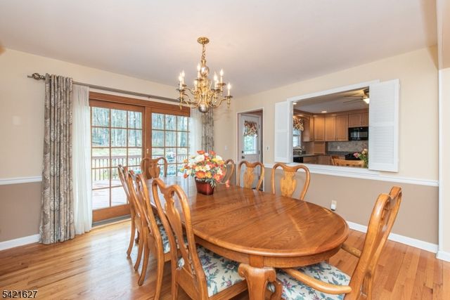 4 Oak Rdg, North Caldwell Boro, NJ 07006