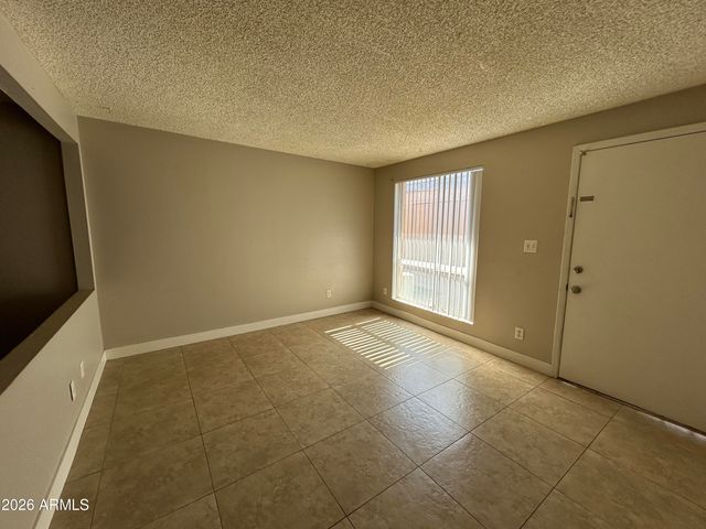853 S EXTENSION Road, Mesa, AZ 85210