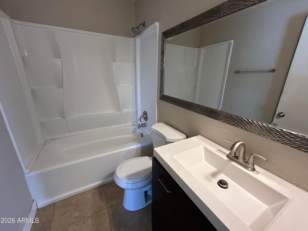 853 S EXTENSION Road, Mesa, AZ 85210