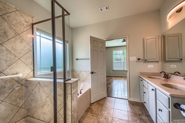 19215 Bartlett Bay, San Antonio, TX 78258