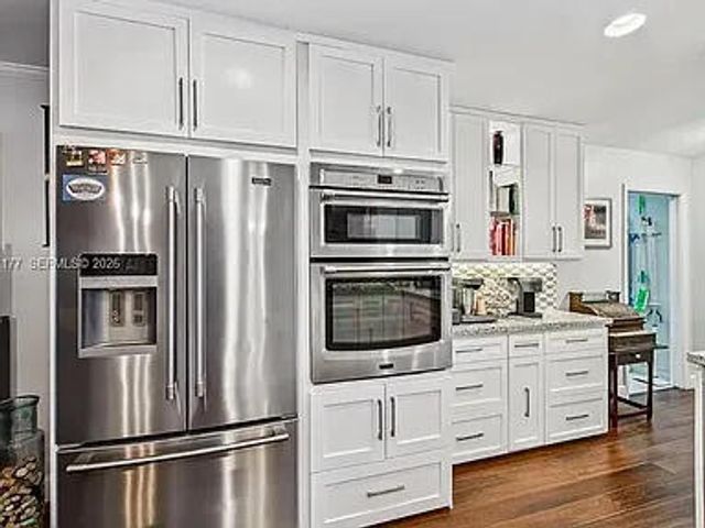 2125 NE 17TH Terrace, Wilton Manors, FL 33305