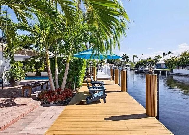 2125 NE 17TH Terrace, Wilton Manors, FL 33305