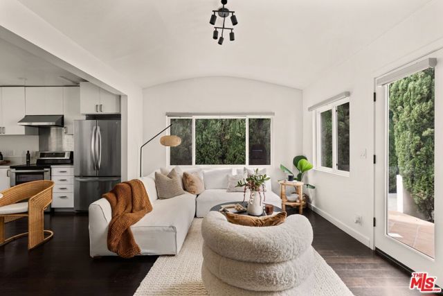 1434 24th Street, Santa Monica, CA 90404