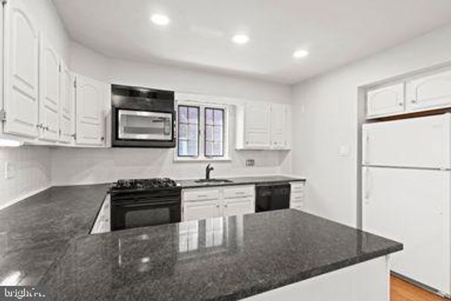 2712 MOWER ST, Philadelphia, PA 19152