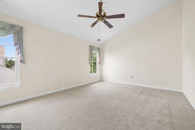46557 HOLLYMEAD PL, Sterling, VA 20165