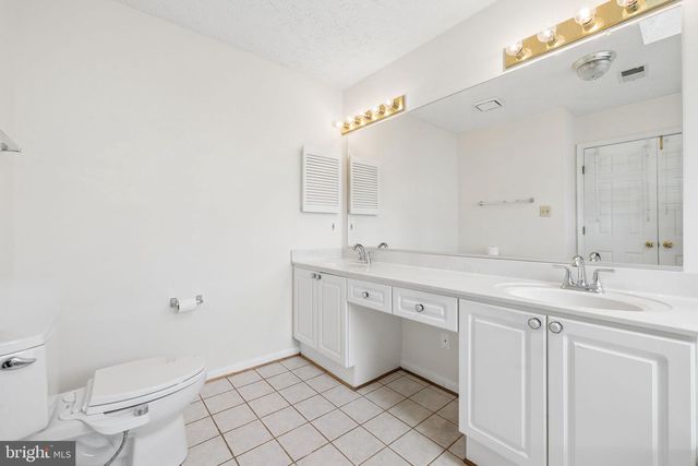 46557 HOLLYMEAD PL, Sterling, VA 20165