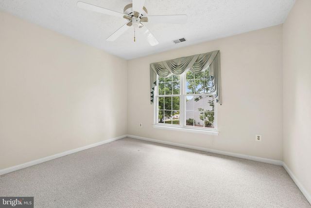 46557 HOLLYMEAD PL, Sterling, VA 20165