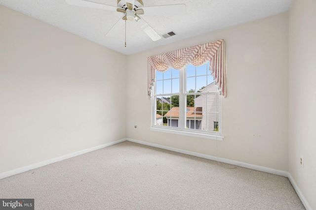 46557 HOLLYMEAD PL, Sterling, VA 20165