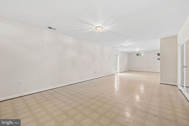 46557 HOLLYMEAD PL, Sterling, VA 20165