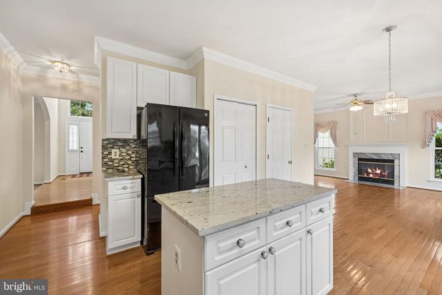 46557 HOLLYMEAD PL, Sterling, VA 20165