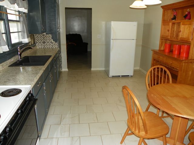 23 Mitchell St, Spencer, TN 38585