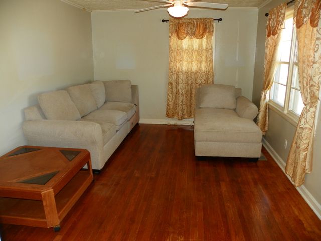 23 Mitchell St, Spencer, TN 38585