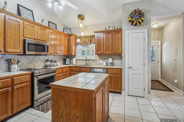 10135 Springbrook Ave, Baton Rouge, LA 70810