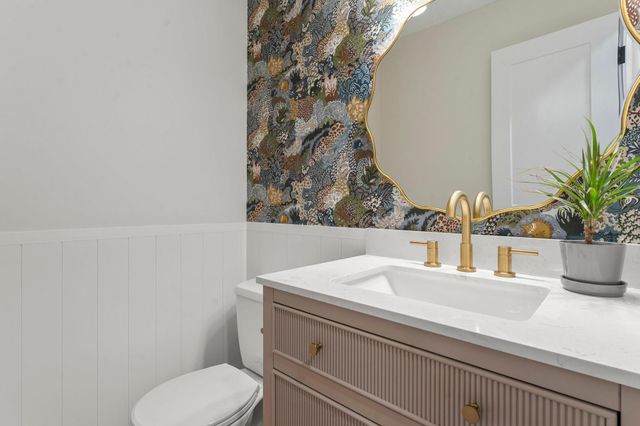 17420 34th Avenue N, Plymouth, MN 55447