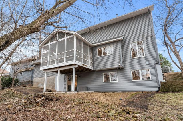 17420 34th Avenue N, Plymouth, MN 55447