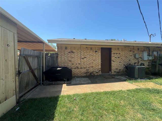 719 Windcrest Drive, Keller, TX 76248