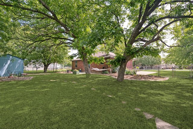 109 Thelma, Josephine, TX 75173
