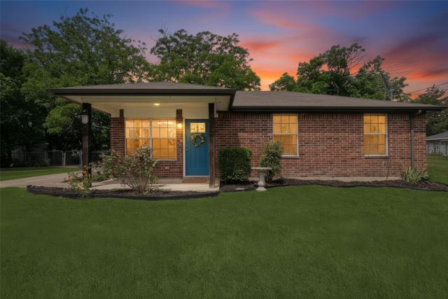 109 Thelma, Josephine, TX 75173