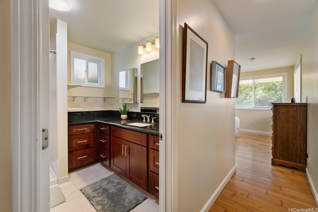 3137 Woodlawn Drive, Honolulu, HI 96822