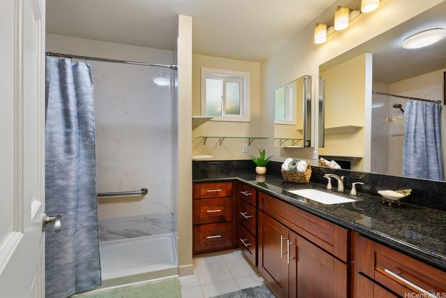 3137 Woodlawn Drive, Honolulu, HI 96822