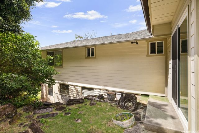 3137 Woodlawn Drive, Honolulu, HI 96822