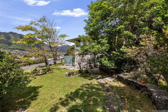 3137 Woodlawn Drive, Honolulu, HI 96822