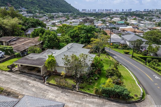 3137 Woodlawn Drive, Honolulu, HI 96822