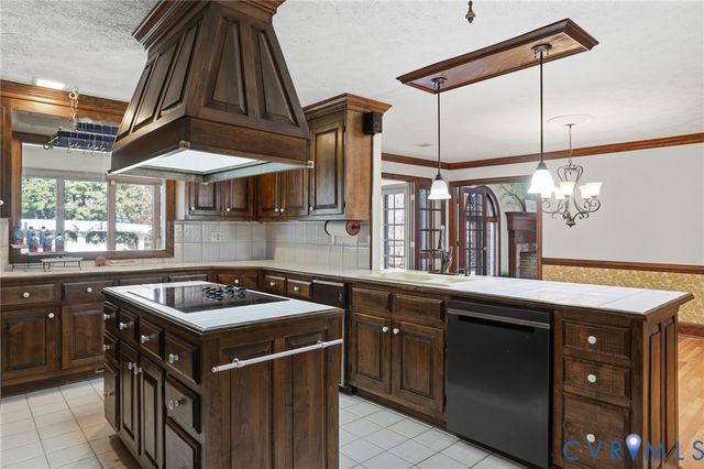 7166 Rotherham Dr, Mechanicsville, VA 23116