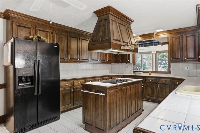 7166 Rotherham Dr, Mechanicsville, VA 23116