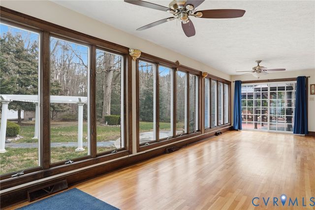 7166 Rotherham Dr, Mechanicsville, VA 23116