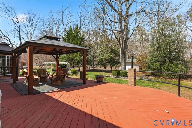 7166 Rotherham Dr, Mechanicsville, VA 23116