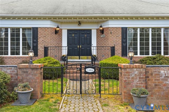 7166 Rotherham Dr, Mechanicsville, VA 23116