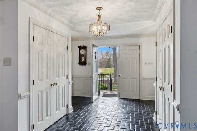 7166 Rotherham Dr, Mechanicsville, VA 23116