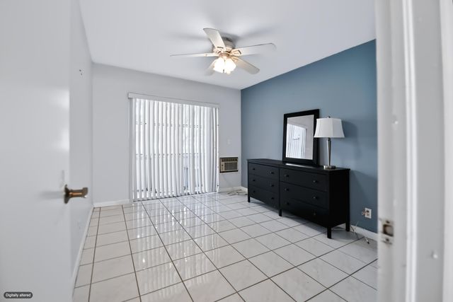 203 Coventry I, West Palm Beach, FL 33417