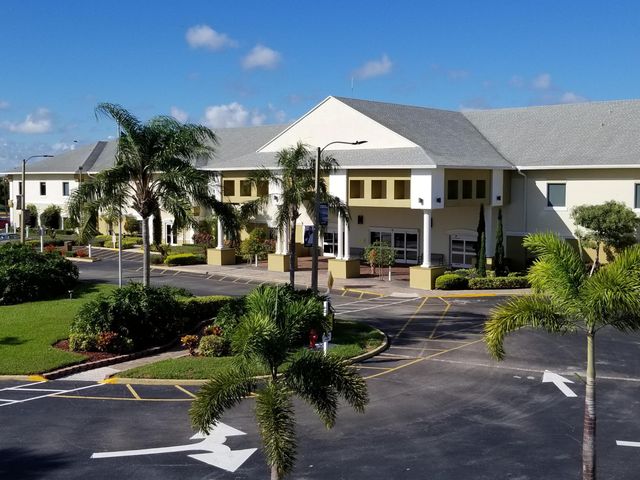 203 Coventry I, West Palm Beach, FL 33417