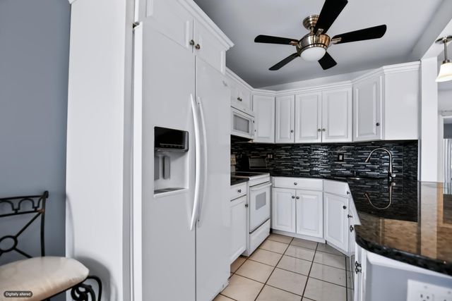 203 Coventry I, West Palm Beach, FL 33417