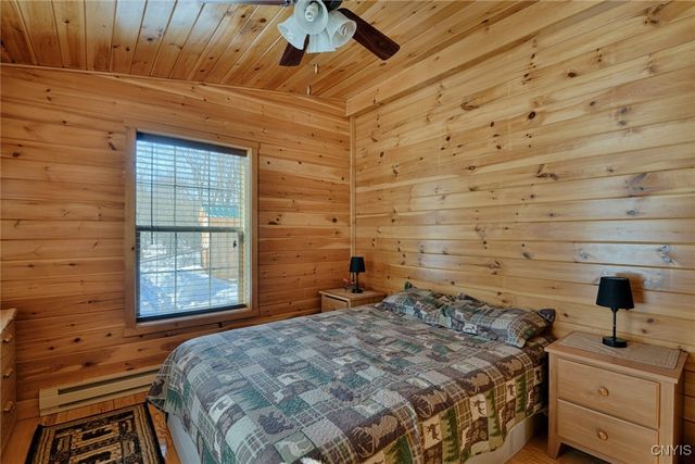 44 Browns Road, Macomb, NY 13654