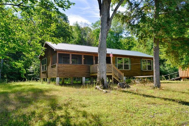 44 Browns Road, Macomb, NY 13654