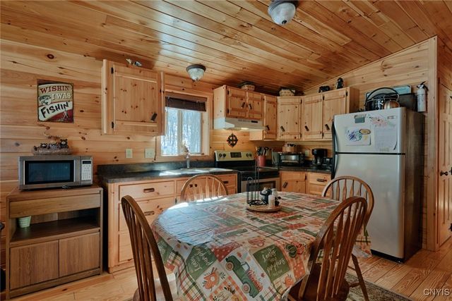 44 Browns Road, Macomb, NY 13654