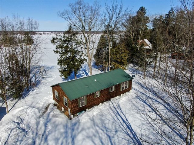 44 Browns Road, Macomb, NY 13654