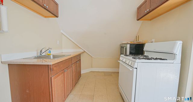 40 Shelter Street, New Haven, CT 06513